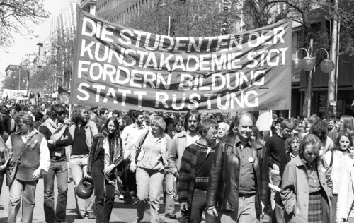 The 35th anniversary congress to end fascist rule was accompanied by a demonstration and rally in