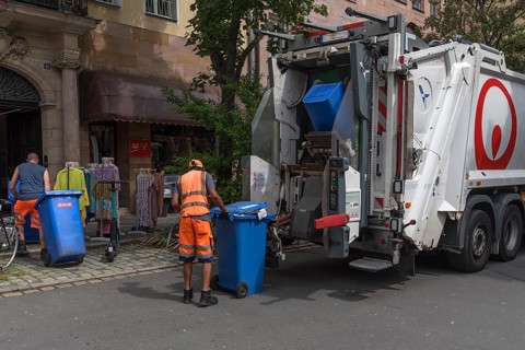 Emptying the blue paper bins by a private environmental service, Nuremberg, Middle Franconia,
