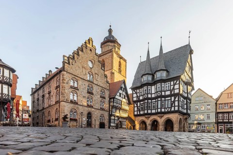 Town view Alsfeld, market place with wine house, town hall, tower of the Walpurgis church and