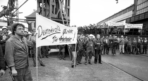 Warning strike at Thyssen by IG Metall to preserve co-determination on 30.07.1980 in Oberhausen,
