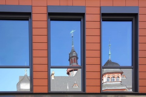 Reflection of the new town hall in the window panes of the Volksbank, panes, window, Europaplatz,