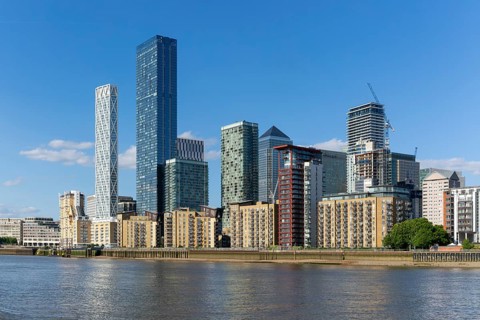 High rise office blocks of banks and financial companies, Canary Wharf, Docklands, London, England,