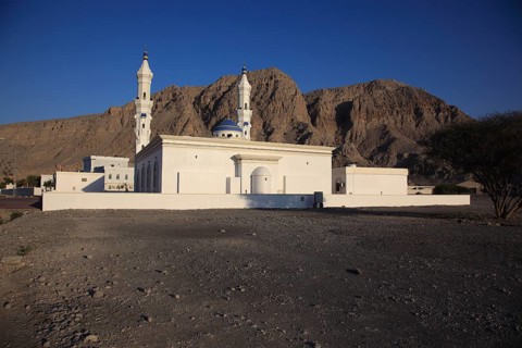 Mosque in al-Chasab, Khasab, in the Omani enclave of Musandam, Oman, Asia