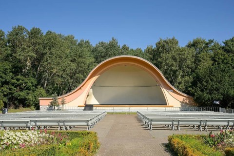 Concert shell on the beach promenade, Swinoujscie, West Pomeranian Voivodeship, Poland, Europe