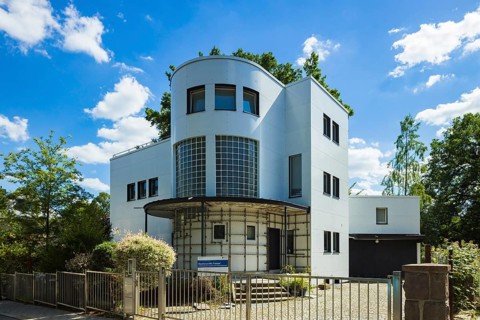 The Chemnitz architect Max W. Feistel wanted to rationalise building in the 1920s. His own