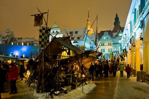 The nostalgic Christmas market in the stable yard of Dresden's Residence Palace also offers quiet