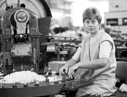 Women's jobs at the appliance manufacturer Krups on 24.06.1975 in Bottrop, Germany, Europe