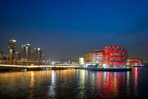 SEOUL, SOUTH KOREA, APRIL 7, 2017: Some Sevit culture complex on artificial floating islands