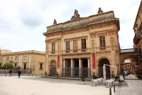 Old town of the late Baroque city of Noto in the Val di Noto, Theatre, Teatro Comunale Vittorio