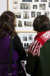 Visitors to the Gerhard Richter exhibition Atlas