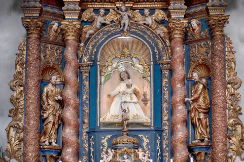 Madonna figure, altar of Our Lady of the Rosary, side altar, church Basilica Parrocchiale SS.