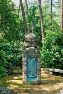 Tolkewitz Urn Grove