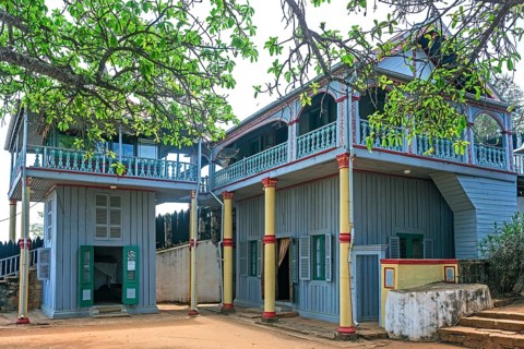 19th century Tranofitaratra and Fandriampahalemana pavilions at Ambohimanga, fortified royal