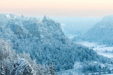 Winter Danube Valley, Werenwag Castle, snow, winter, dawn, Hausen i.T., Danube Valley, Upper Danube