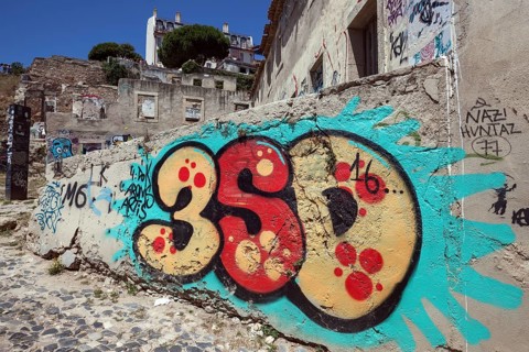 Wall painting, street art, graffiti, Patio Dom Fradique, Alfama neighbourhood, Lisbon, Portugal,