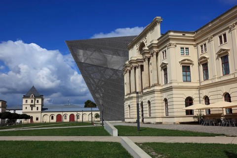 Military History Museum of the German Armed Forces, main arsenal building with wedge, architect
