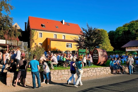Federweißermeile in the wine village of Diesbar-Seußlitz