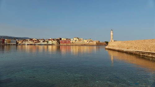 Venetian old town, Venetian harbour, row of houses, colourful houses, Venetian lighthouse, calm
