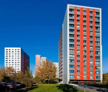 The 17-storey tower blocks from the 1970s are typical examples of GDR prefabricated housing.