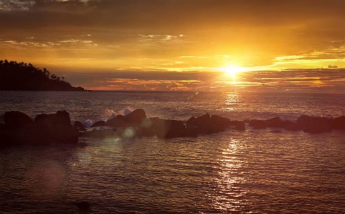 Ocean sunset with great cloudscape panorama. Mirissa, Sri Lanka, Asia