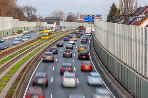 Motorway A40, Ruhrschnellweg, city centre of Essen, exit Essen-Frillendorf, Spurbus route, this
