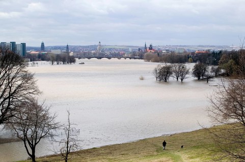 Elbe flood in Dresden Loschwitz