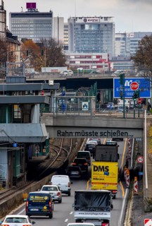 Motorway A40, Ruhrschnellweg, in Essen, route through the city centre, is affected by a possible