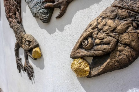 Wall relief with lizards, Banská Štiavnica, Banskobystrický kraj, Slovakia, Europe