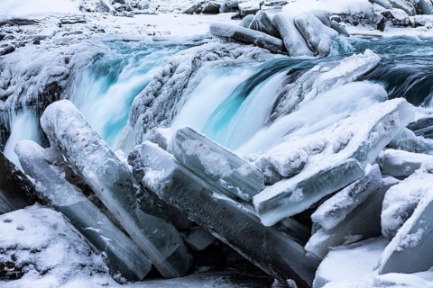 Icefall obstructs the flow of the river Skialfandafljot, Northern Iceland Eyestra, Iceland, Europe