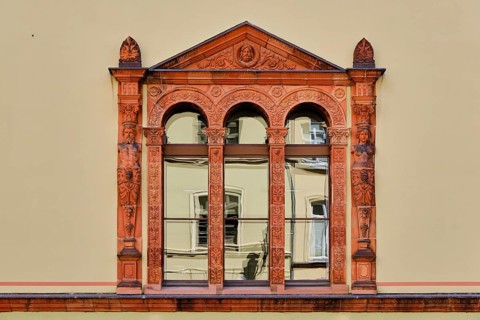 Window gables and windows on the front façade of the Fürstenhof, the Renaissance-era princely