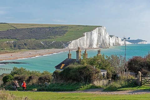 White cliffs, Seven Sisters, beach, house, cottage, Cuckmere Haven, East Sussex, England, Great