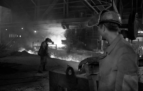 The production of steel at the blast furnace of Hoesch AG Westfalenhuette in 1970, Germany, Europe