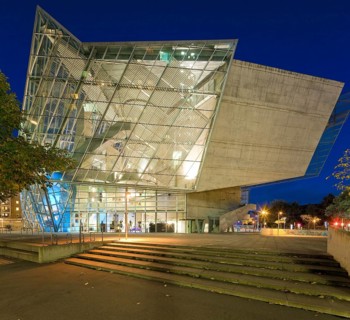 Ufa - or Kristallpalast Dresden. Architect: Coop Himmelb (l) au Construction period: 1996-98
