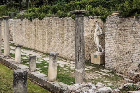 Roman archaeological site, Vaison-la-Romaine, Département Vaucluse, Provence, Provence-Alpes-Côte