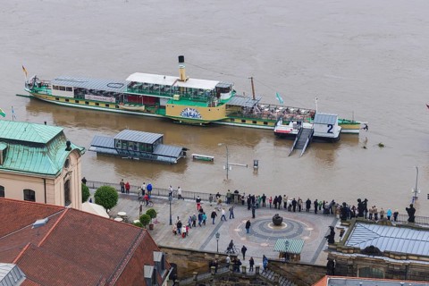 Flooding in Dresden on the Terrassenufer
