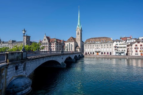 Fraumünster Church, Münster Bridge and Limmat River, Zurich Old Town, Zurich, Canton Zurich,