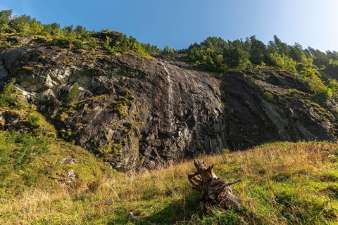 Stilluptal, Stillupgrund, Mayrhofen, high mountain nature park Zillertal Alps, waterfall, rock