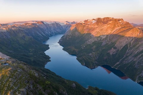 View from Seiskallåfjellet into the Nordfjorden, evening mood, Svartisen Glacier in the background,