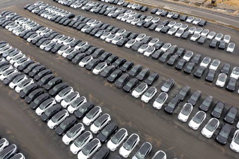 Aerial view of Tesla Y models produced in the Tesla Giga Factory, Grünheide, 28 01 2023