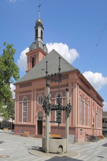 Town church built 1790 with trade fountain, market fountain, market place, Rüsselsheim, Hesse,