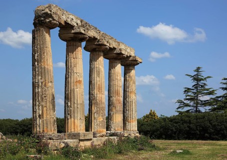 Metaponto, Metaponte, Doric hera temple, Tavole Palatine, Basilicata, Italy, Europe