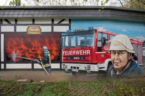 Wall painting in memory of the town fire in Freudenberg in 1666, Freudenberg, North