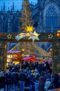 Christmas market at Roncalli Platz am Dom, in the city centre of Cologne, Sunday shopping in