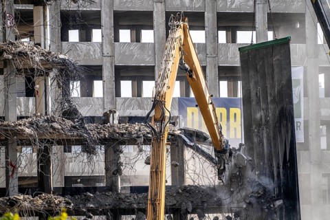 Construction site on Haroldstraße, demolition of a former office building, after complete gutting