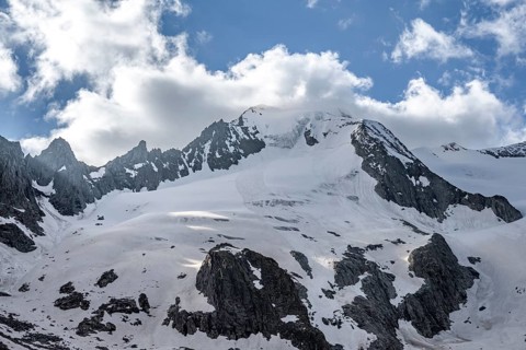 Glaciated mountain peak Großer Möseler, glacier Furtschaglkees, Berliner Höhenweg, Zillertal Alps,