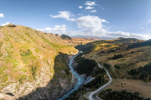 Mountain landscape with river in a narrow mountain valley in autumn, Little Naryn or Kichi-Naryn,