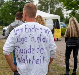 Demonstration against the restrictions in the Corona crisis, anti-vaccination, protest against