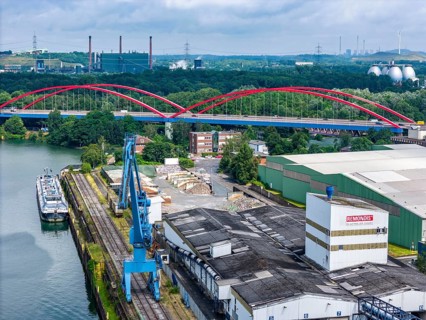 DefaultThe city harbour in the north of Essen, on the Rhine-Herne Canal, North Rhine-Westphalia,
