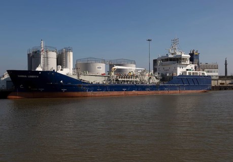 Sarnia Liberty oil tanker ship, River Yare quayside, Great Yarmouth, Norfolk, England, UK
