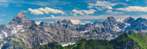Mountain panorama from Nebelhorn, 2224m, to Hochvogel, 2592m and the Hornbach chain, Allgäu Alps,